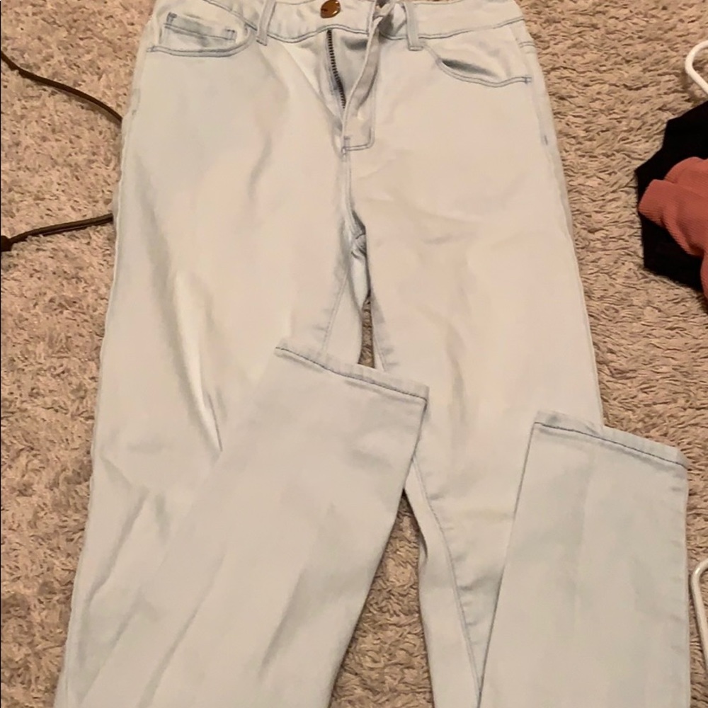 skinny jeans